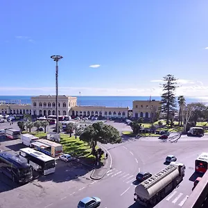 Symposium Отель типа 