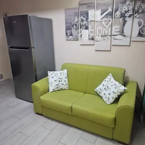 Il Cortiletto Verde Aeroporto di Catania Fontana Rossa